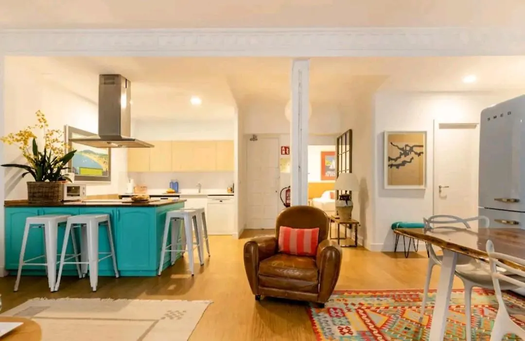 Apartamento Piso en el Corazón de San Sebastián by Santiago